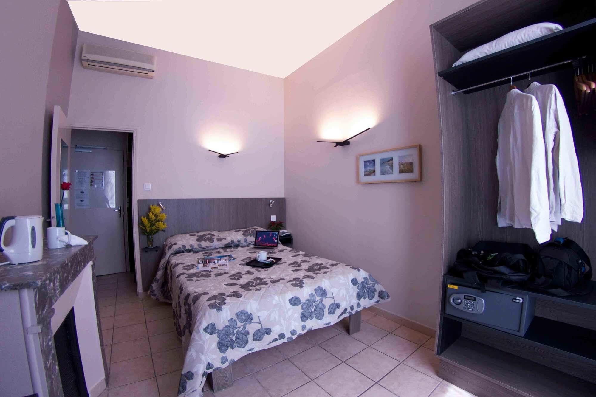 Le Strasbourg Hotel Montpellier Exterior foto